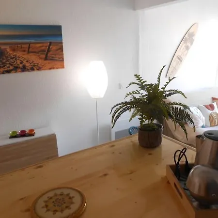 Apartment A La *
