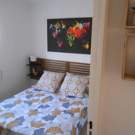 Apartment A La *